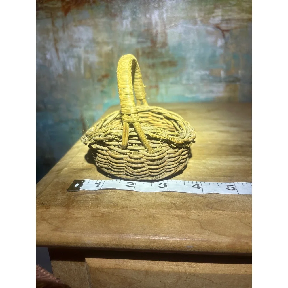 Rustic Miniature Wicker Basket with Handle Natural Fiber Primitive Decor 4in